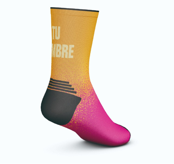Calcetines técnicos deportivos personalizados con tu nombre – Pack de 1 par – Transpirables y cómodos (2)